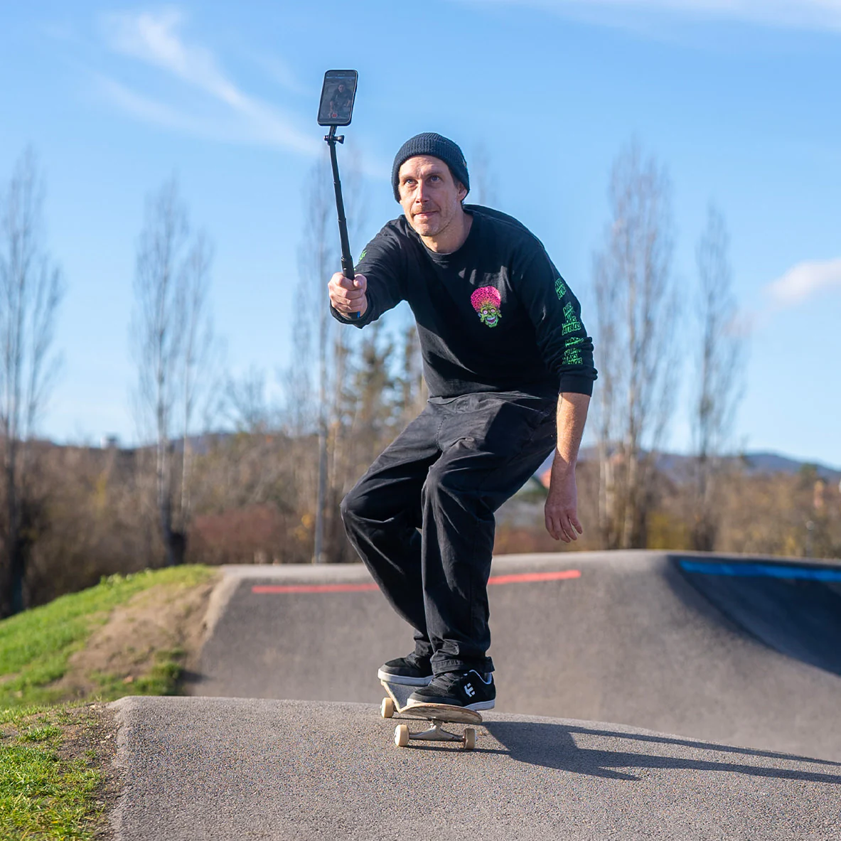 POV Pole - Image 3